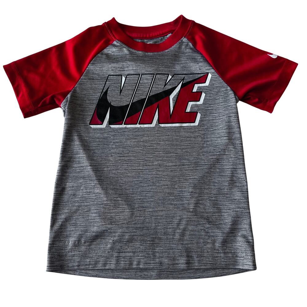 Nike raglan athletic tee